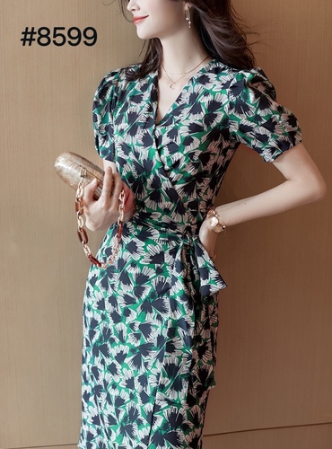 百里挑衣-Tina天娜2店 41KYFS8599