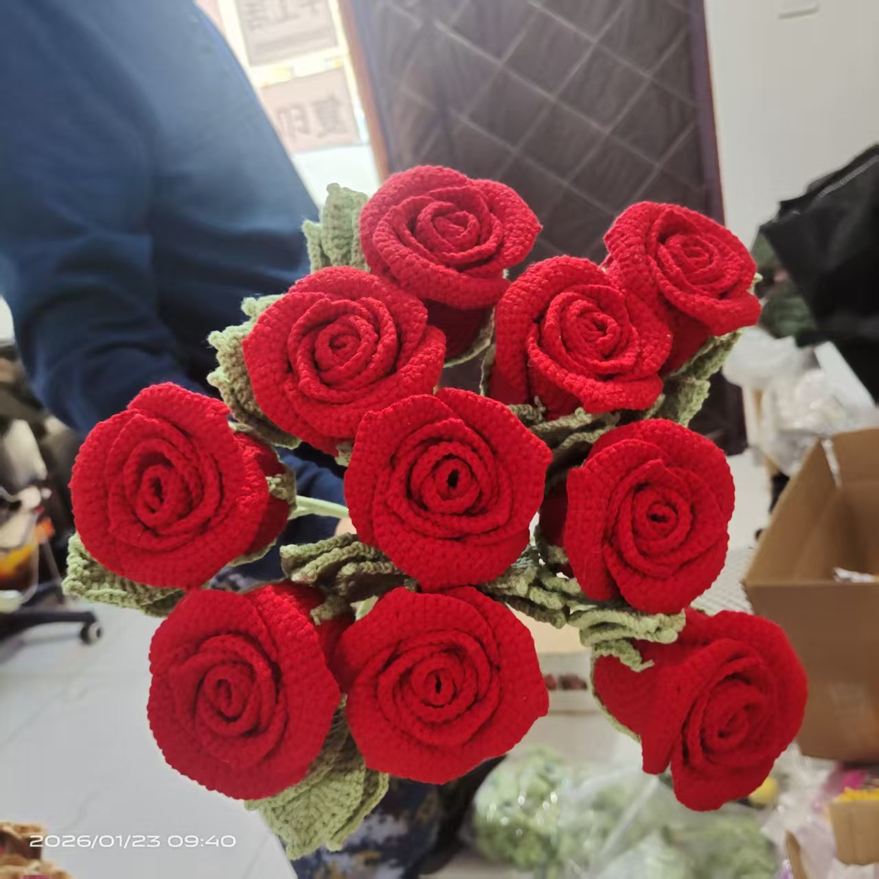 DIY纯手工编织成品毛线钩针玫瑰花编织手作礼物自制,服饰配件/皮带/帽子/围巾,DIY编织材料包,淘宝优惠券,粉丝福利购,淘宝优惠卷