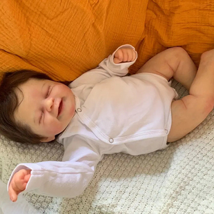 高彩仿真婴儿50厘米棉身闭眼睡觉重生娃娃玩具手感柔软