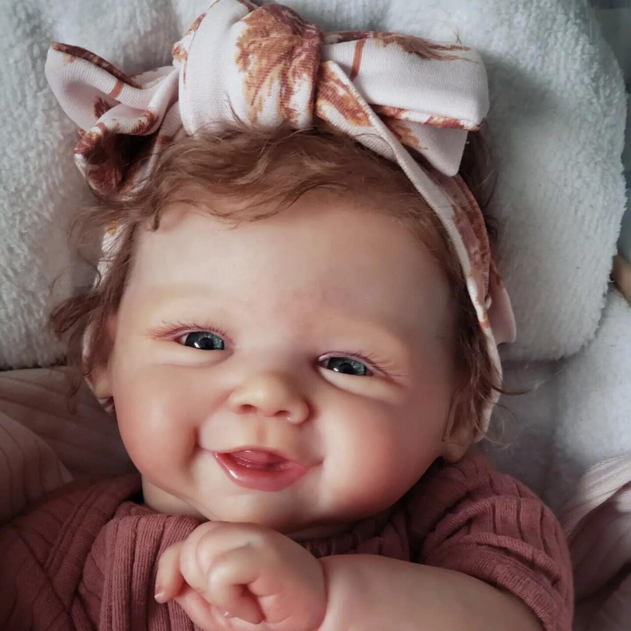 实心硅胶Reborn Doll 仿真柔软婴幼儿重生娃娃玩具礼物过家家