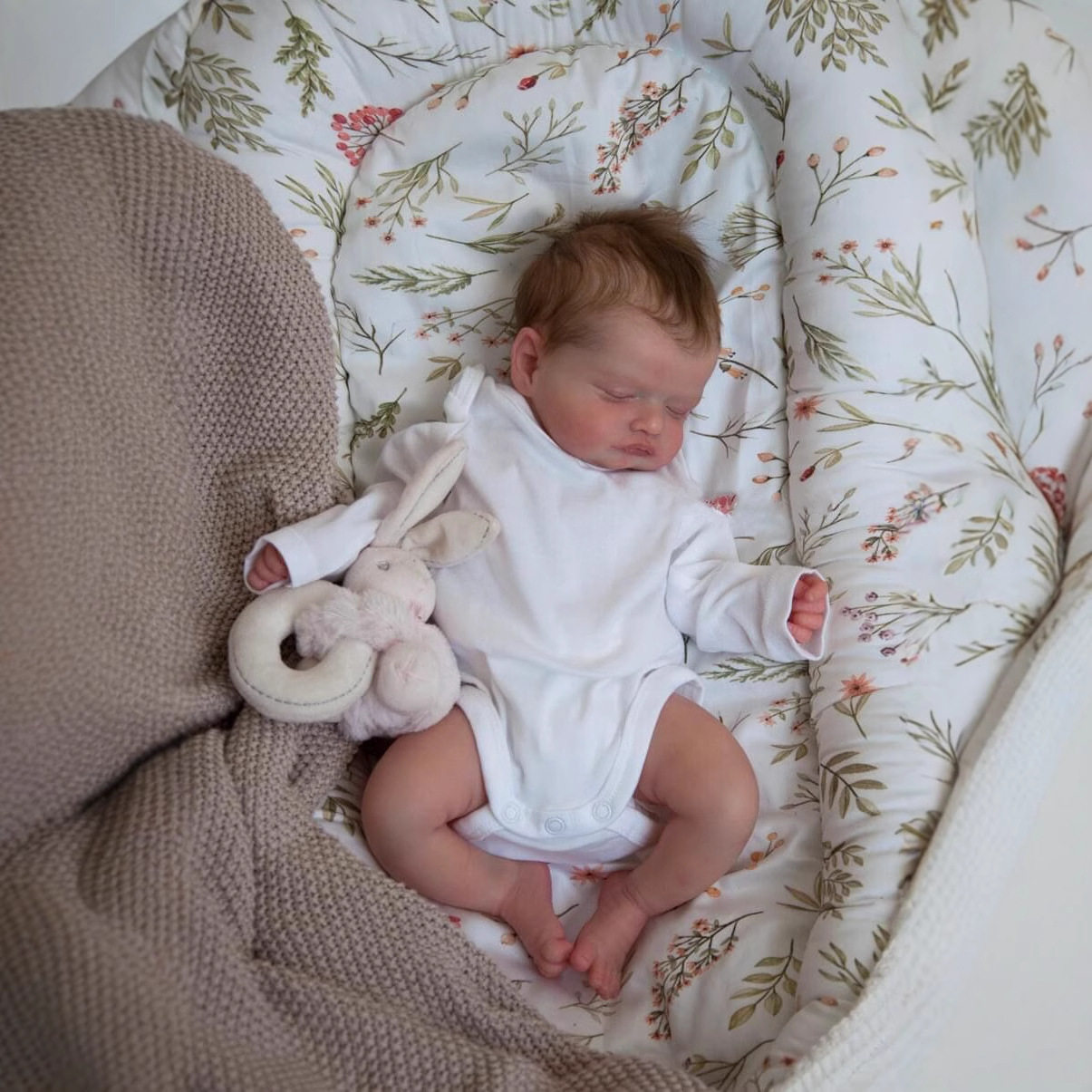 48厘米仿真婴儿洋娃娃 Rosalie 跨境电商货源 EBAYAMAZON