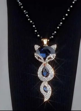 复古高级感气质狐狸吊坠项链女秋冬新款精致时尚百搭毛衣链配饰