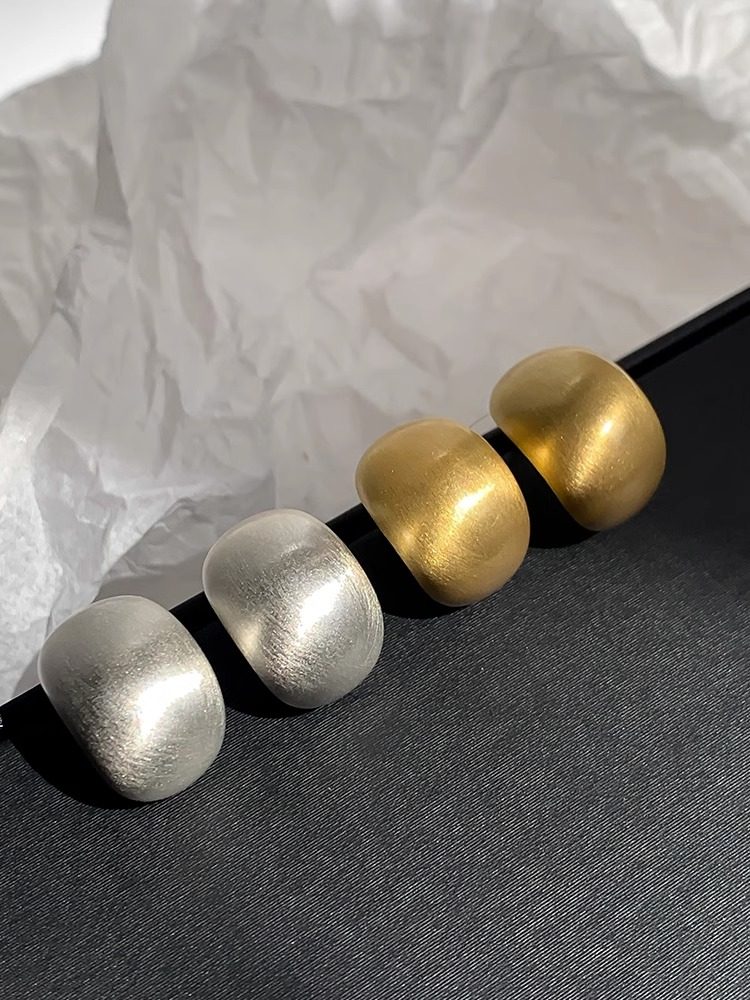 甜酷金属哑光磨砂拉丝质感耳钉