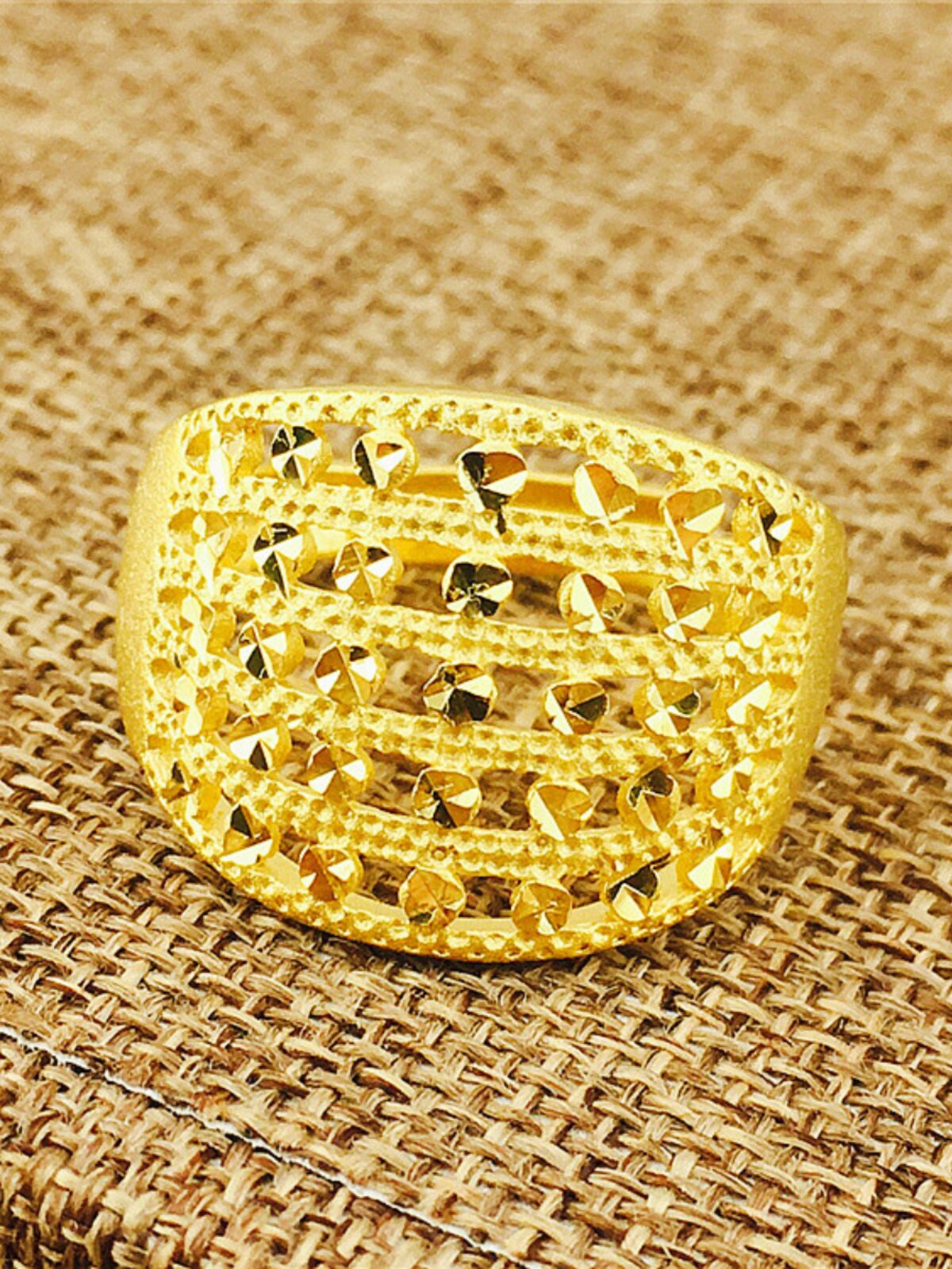 VIETNAM SAND GOLD RING WILL NOT FADE FOR A LONG TIME LIVE MOUTH ADJUSTMENT GOLD-PLATED LADIES SIMULATION FAKE EUROPEAN CURRENCY WEDDING GOLD RING