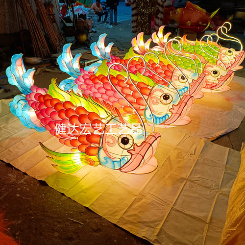 新年鲤鱼灯笼金鱼花灯户外灯展灯会新年春节非遗花灯金鱼造型定制