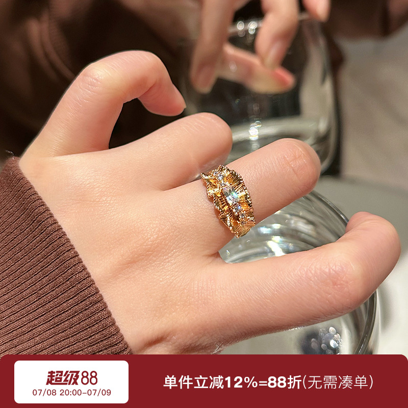 香槟金鎏金岁月花戒指蕾丝指环