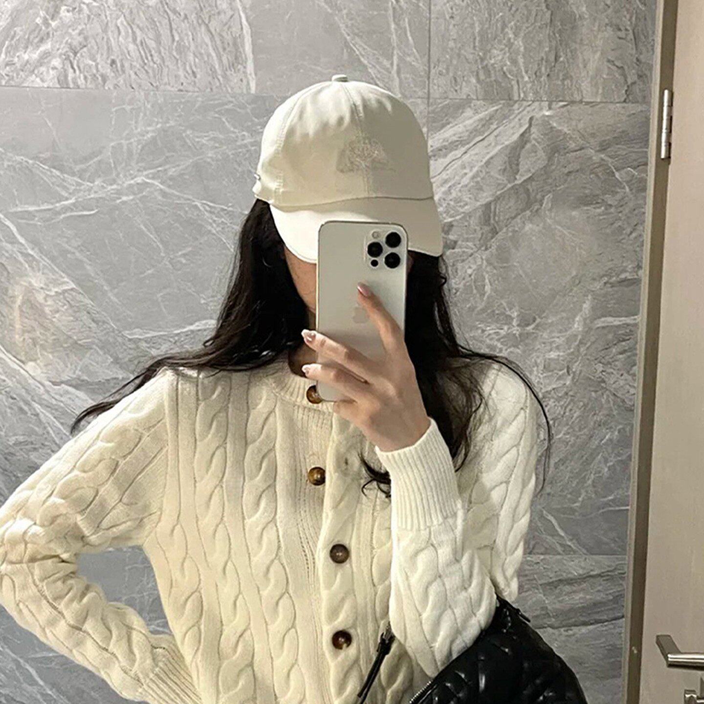 女装米白色麻花长袖针织开衫女秋季慵懒宽松毛衣外套小个子上衣