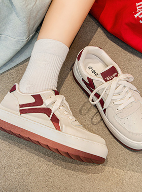 鞋有亿 2025年秋冬新款米红色小众百搭鞋子女款鮀品厚底增高板鞋