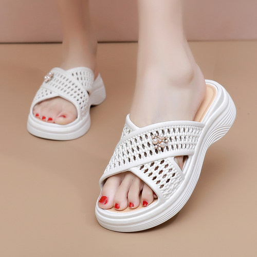 拖鞋女夏季厚底中跟防滑女士凉拖