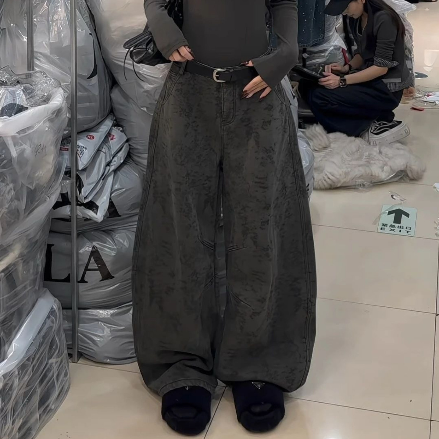 美式vibe复古水洗脏染牛仔裤男女高街宽松显瘦垂感阔腿弯刀拖地裤,女装/女士精品,大码裤装,淘宝优惠券,粉丝福利购,淘宝优惠卷