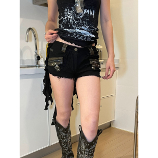 大码美式复古重工皮毛拼接辣妹黑色低腰牛仔超短裤女毛边显瘦热裤