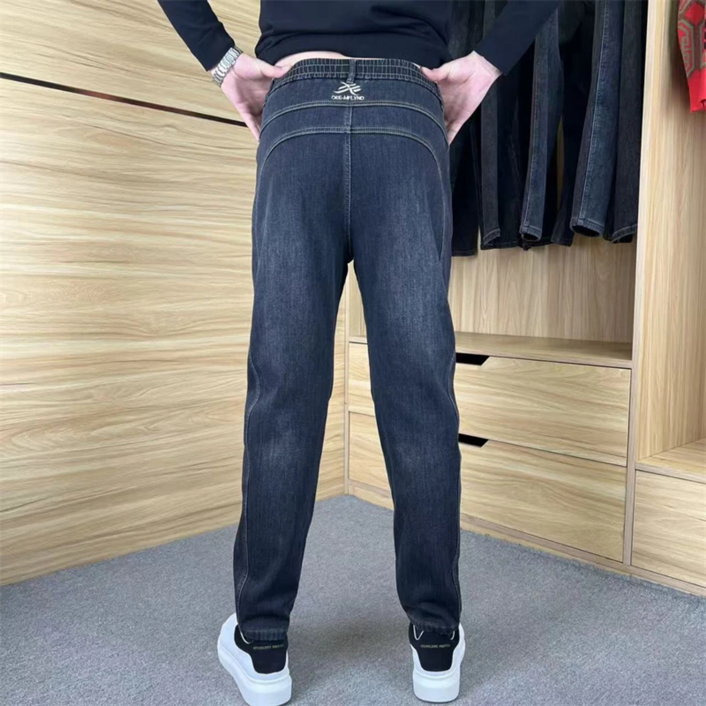 春季男士牛仔裤高品质百搭个性时尚休闲裤舒适亲肤直筒裤潮流简约