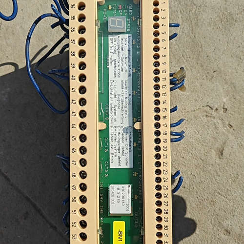 （维修议价）倍加福P+F安全继电器SC4-8 24VAC/DC-Y200