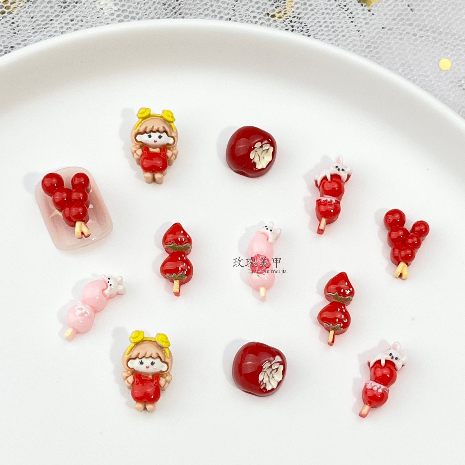 2025新年款美甲饰品糖葫芦发卡手机壳树脂配件儿童穿戴甲指甲贴片,彩妆/香水/美妆工具,美甲工具,淘宝优惠券,粉丝福利购,淘宝优惠卷