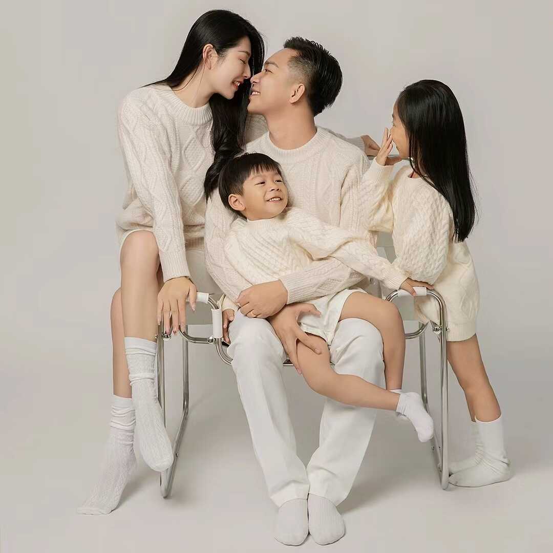小红书同款全家福摄影服装家庭装