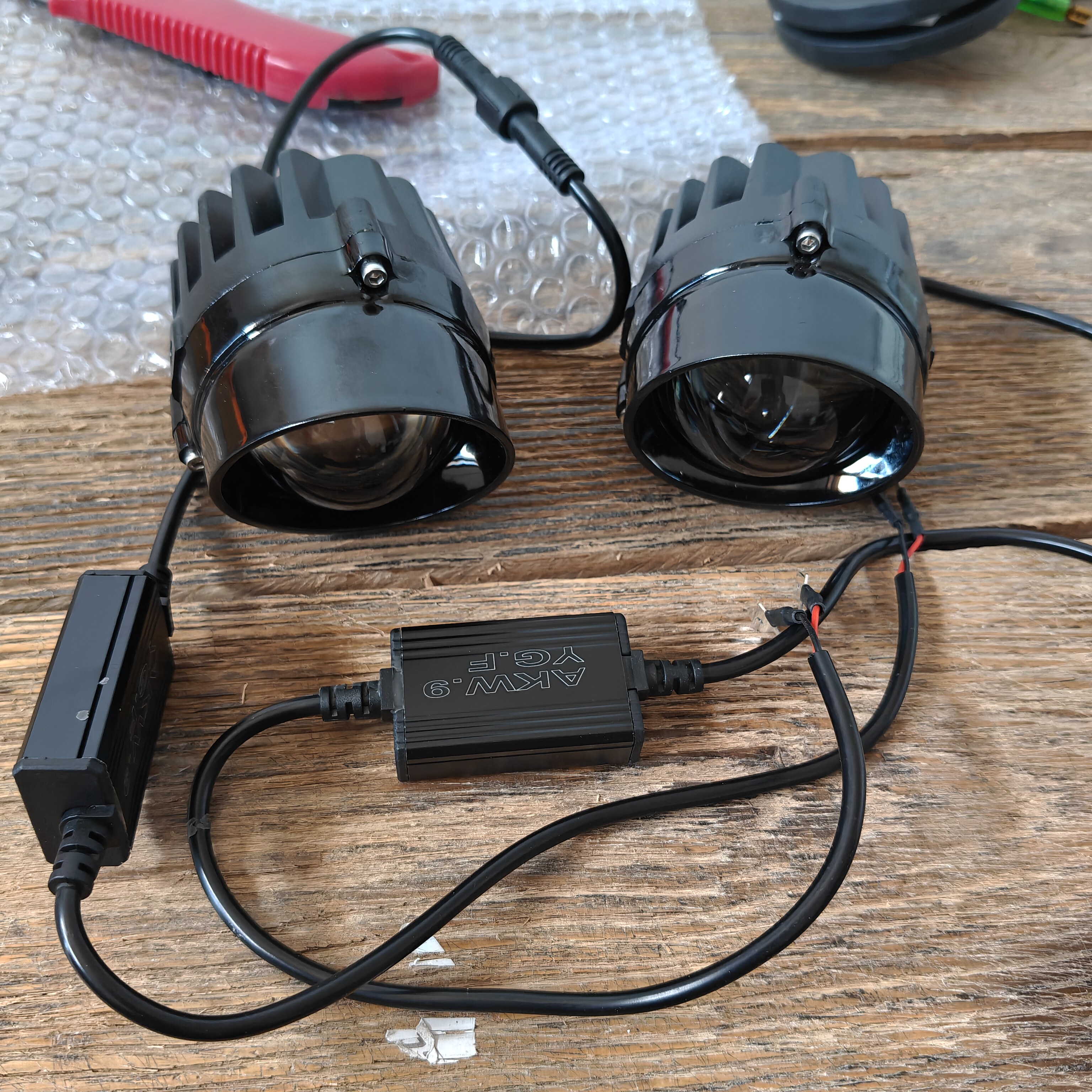 12v-80v越野车摩托车改装LED激光炮射灯超亮防水大货车远光炮灯