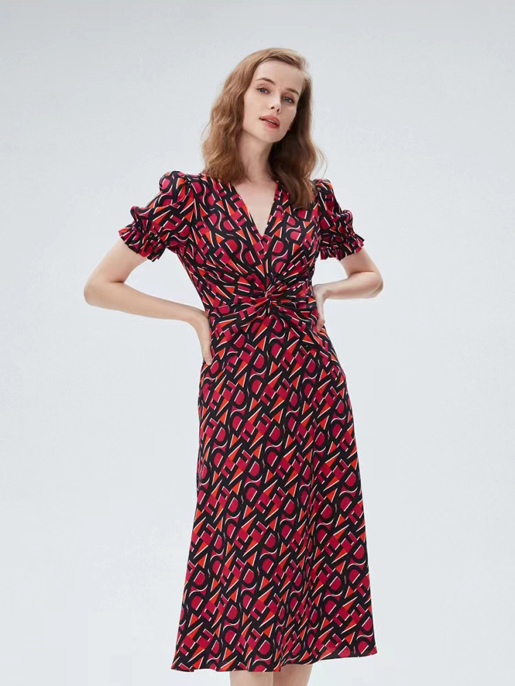 优雅气质茶歇裙绉纱面料LOGO图案