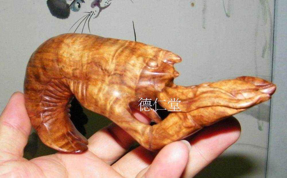 海南黄花梨满水波纹手把件大虾圆雕高密度高油性雕件礼品A