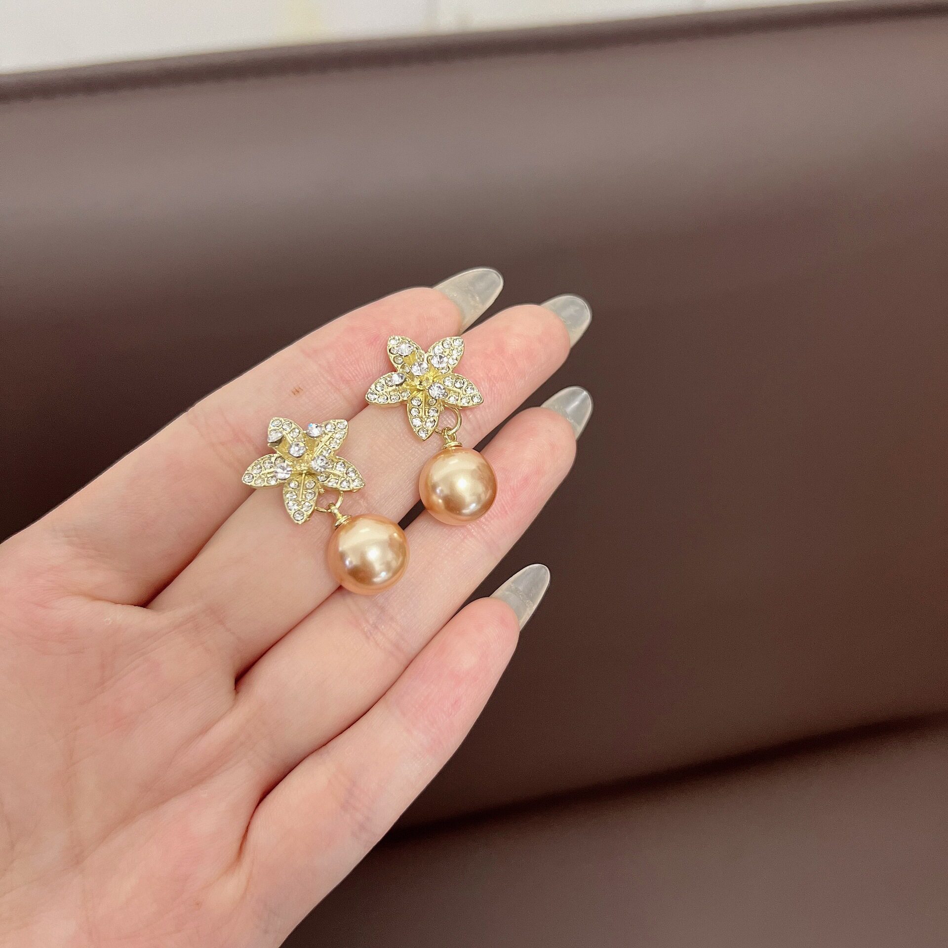 撤柜法式甜美满钻超闪花朵珍珠耳钉时尚气质度假风小众精致优雅耳