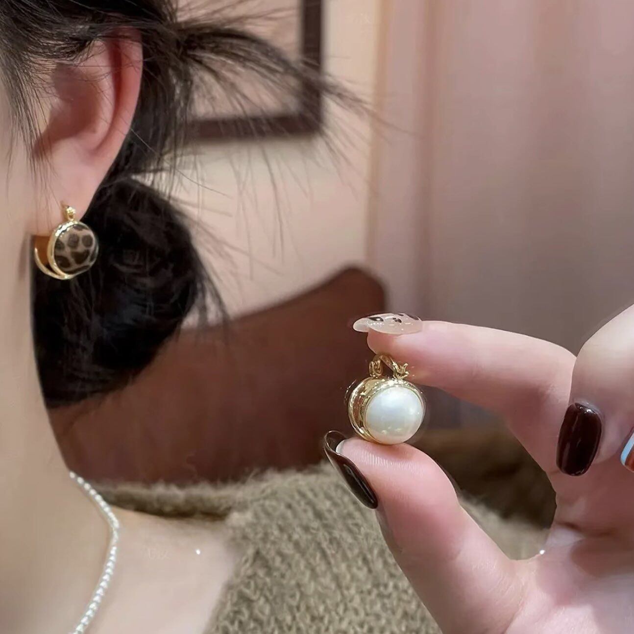 撤柜复古植绒豹纹珍珠双面可戴耳环女气质优雅简约小众设计感耳扣