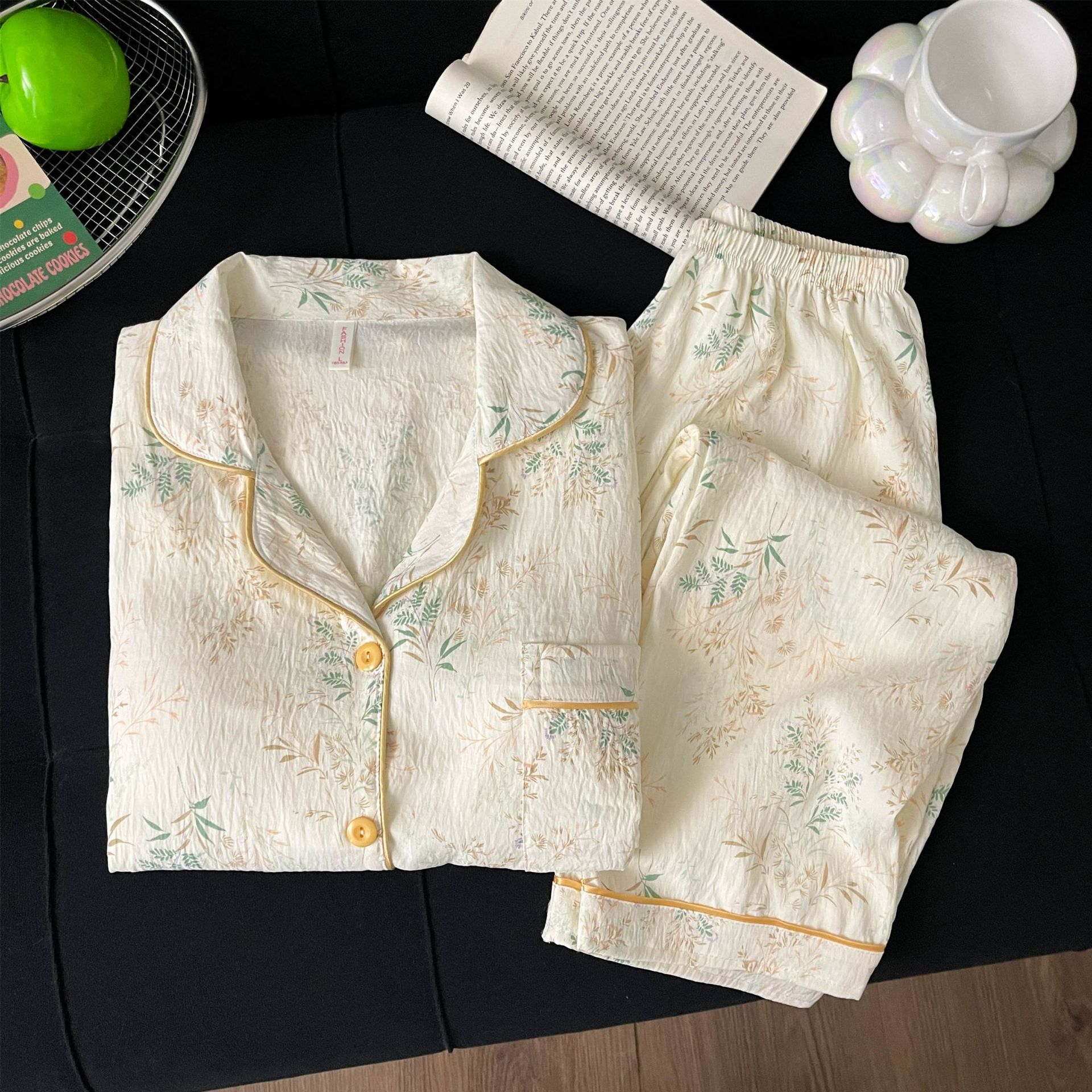 潮牌田园风睡衣女云朵棉带胸垫长袖复古绿植花纹小碎花家居服套装