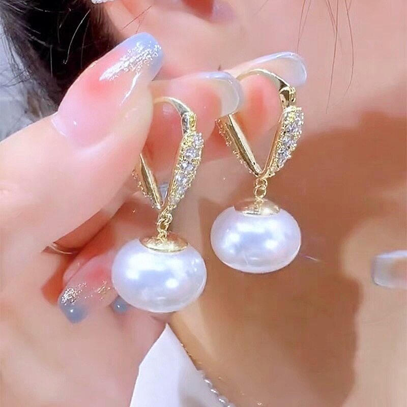 德国轻奢百搭珍珠爱心耳扣女小众设计高级感气质耳坠新款时尚独特