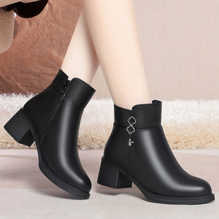 进口中年女士真皮棉鞋高跟短靴女款季女鞋妈妈加绒皮鞋羊毛棉靴防