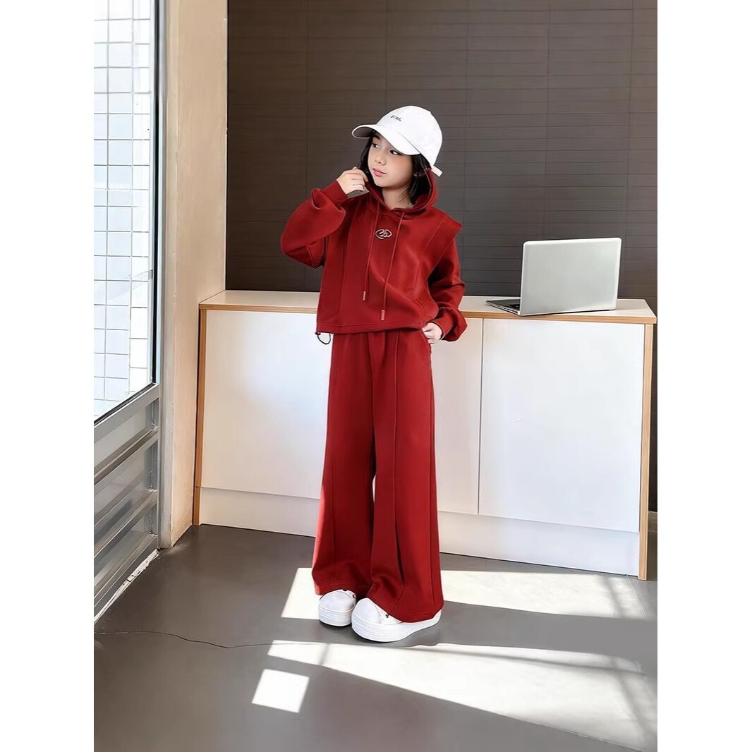 进口女童新款红色喜庆套装新款中大童连帽卫衣阔腿裤两件套潮