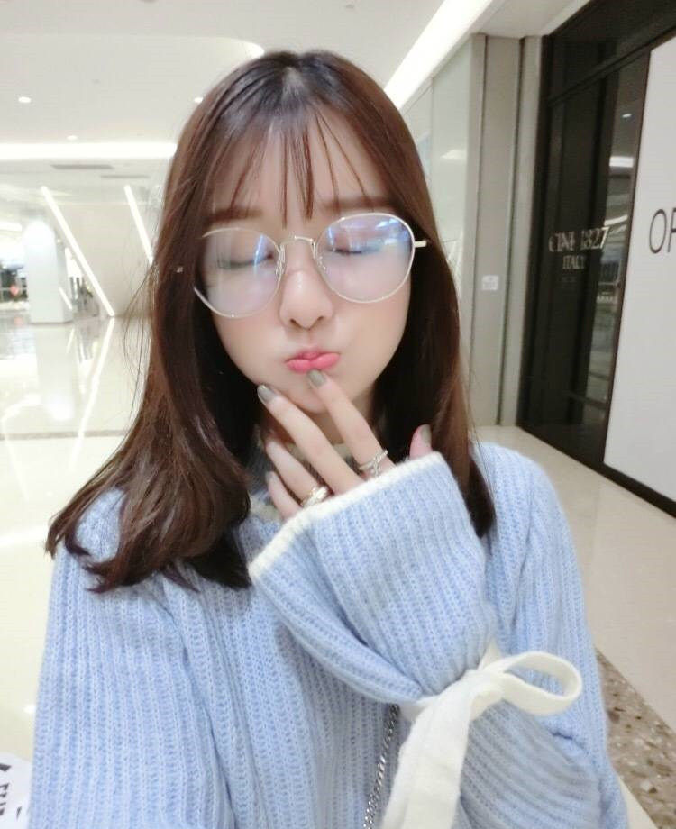 Perruque Long cheveux raides - Ref 2609153 Image 3