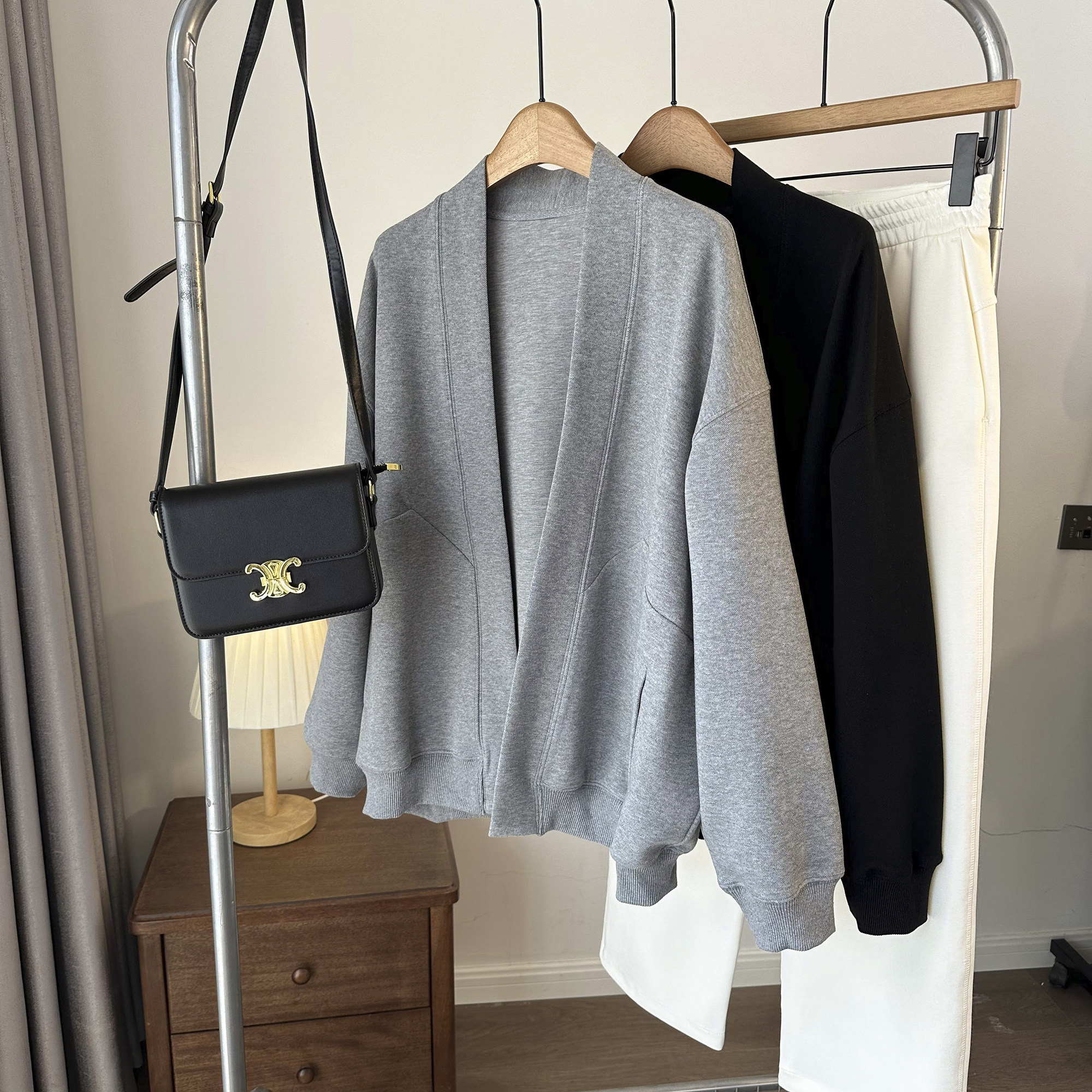 高街美式BF风！宽松慵懒V领极简时髦卫衣无扣领廓形开衫外套女秋