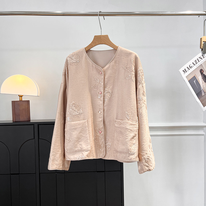 柜上1k+！新中式国风女装上衣气质百搭粉色刺绣提花衬衫式外套女