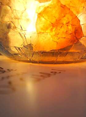 厂家直销喜马拉雅水晶盐灯蓝色冰裂玻璃盐灯创意盐灯摆件装饰灯