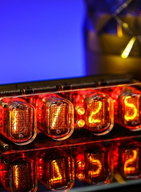 赛博朋克苏联IN12辉光管辉光复古怀旧电子时钟闹桌面礼物创意摆件