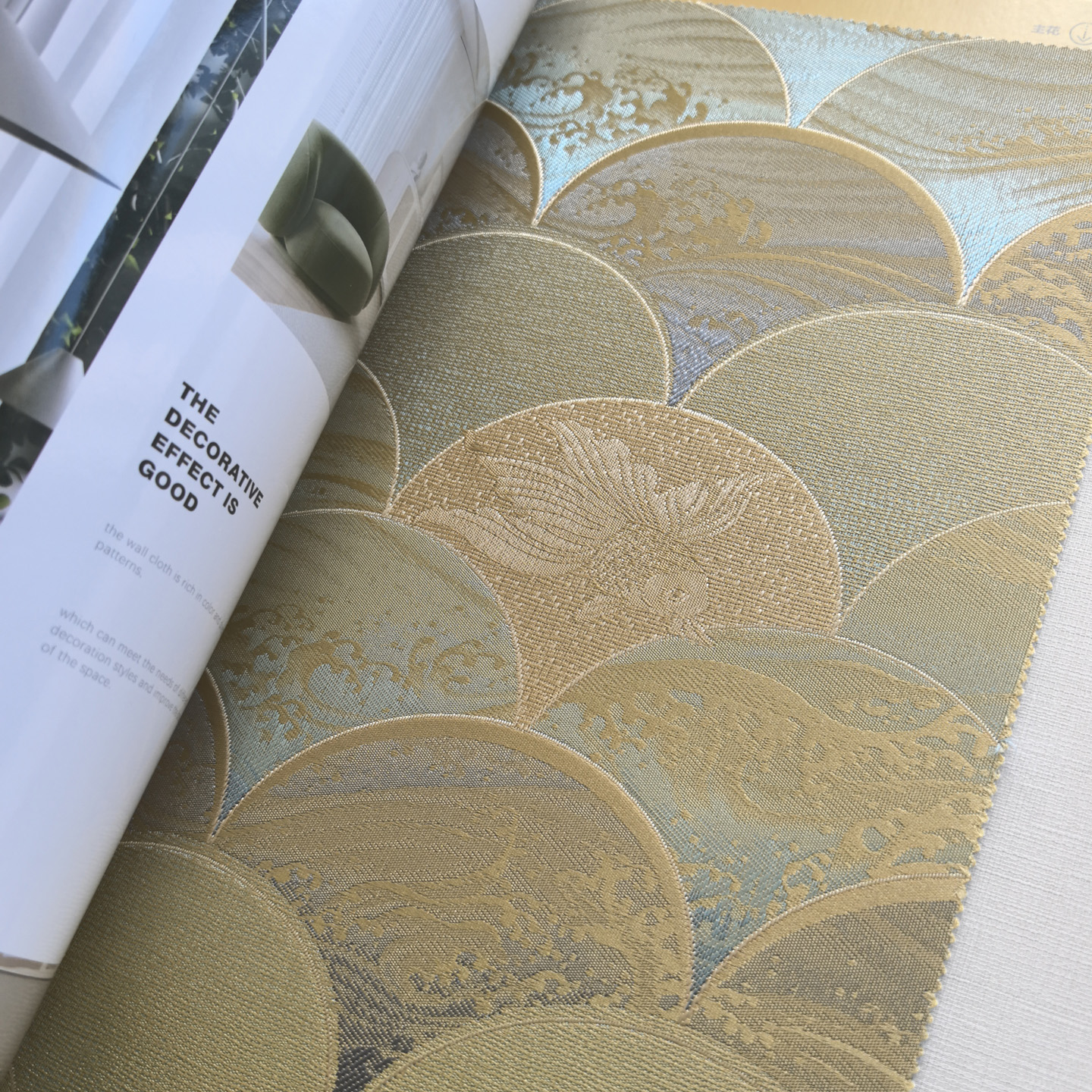 3.2米幅宽丝绸质感金丝墙布