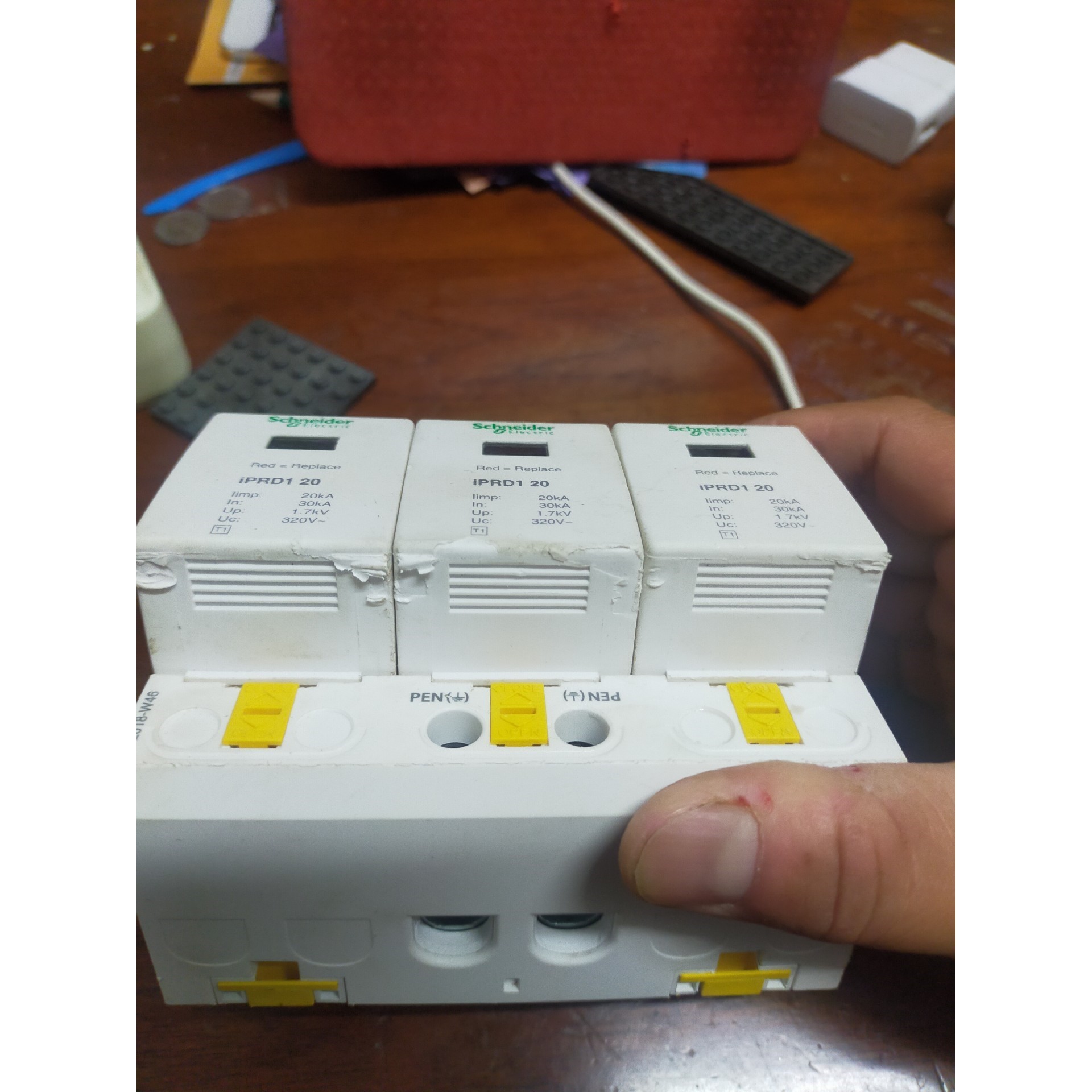 施耐德iPRD1 20的功能正常为咨询 维修