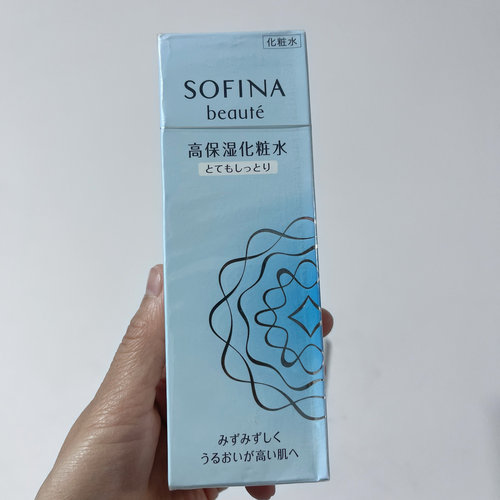 日本/水润/清透/易吸收/呵宠干燥肌 让肌肤喝饱水 美颜水润化妆水