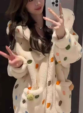 彩色波点睡衣女珊瑚绒秋冬天款毛绒绒睡袍可爱少女家居服套装加厚
