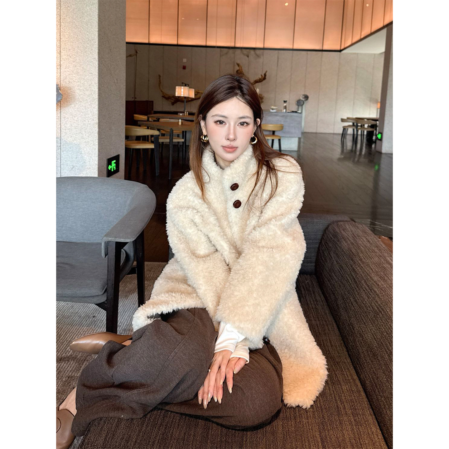 AAUStore100羊毛皮毛一体皮草女