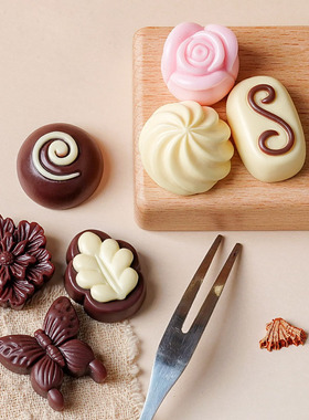 微景观创意卡通卡通巧克力摆件