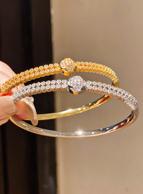 18k真金电镀超闪锆石花朵手镯轻奢感手环精致时尚气质手饰女