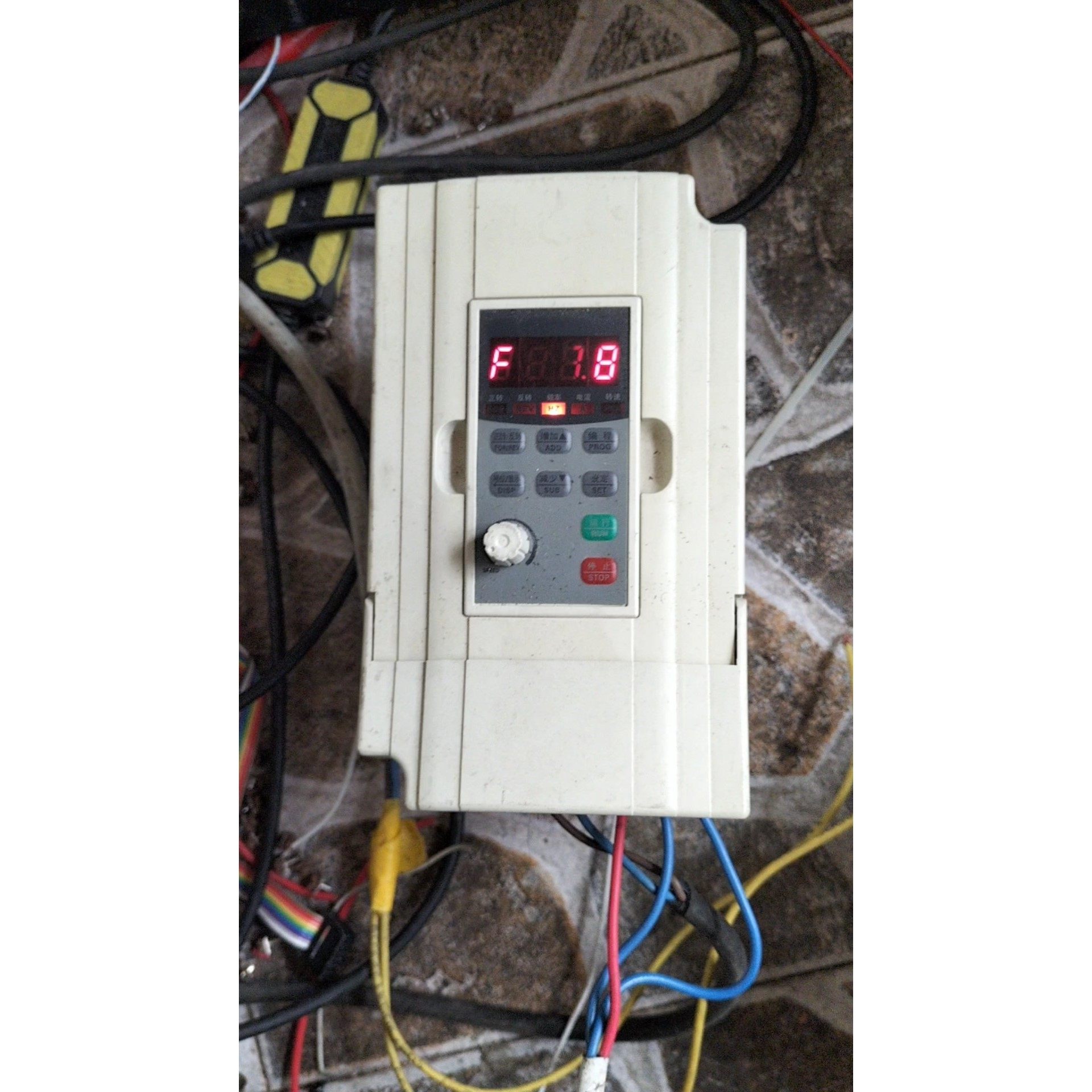 1.5kw万鑫(德玛)x5m(D5M)变频器,功能正常成色新 备件议价