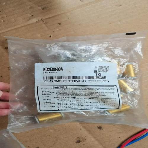 检测SMC KQ2E08-00A 隔板接头 全新原装， 咨询