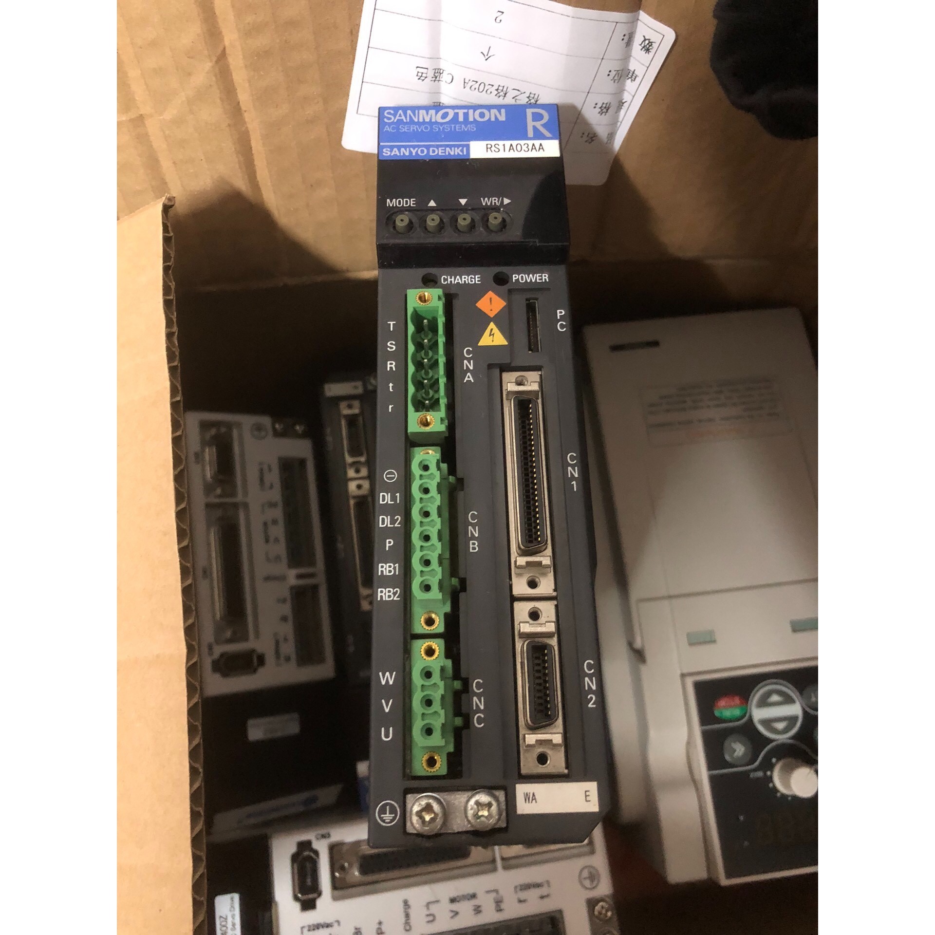 三洋伺服驱动器RS1A03AAWA拆机的橙色不错维修咨询