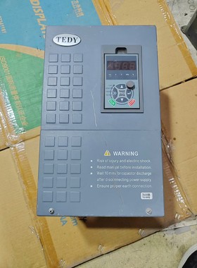 东渊变频器11/15KWDY300-T4011GB/015 议价 维修