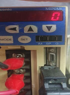 MSD011A1X松下驱动器100V100W包质量三咨询下单