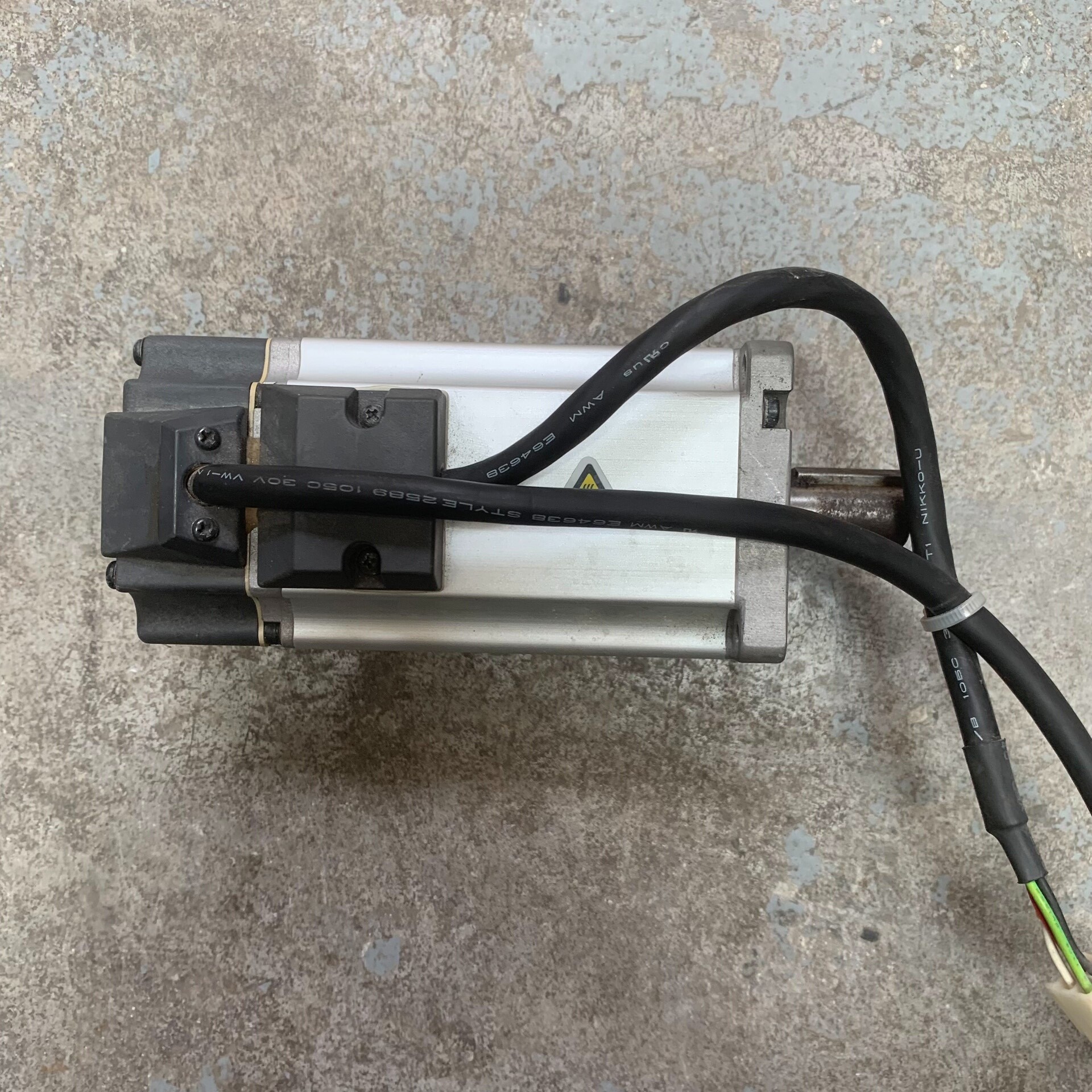 MUMS042A1E0S 松下400W伺服电机维修咨询