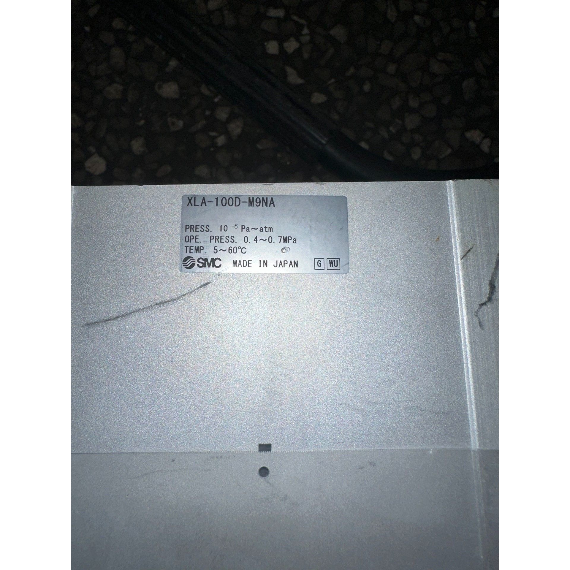 的SMC高真空L型角阀 有十几个拆来就这个成色 重量有维修咨询维修