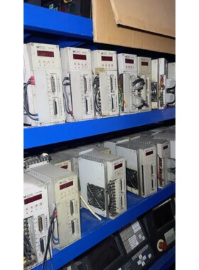 华兴伺服驱动器SPM3500 原装  实物图维修咨询