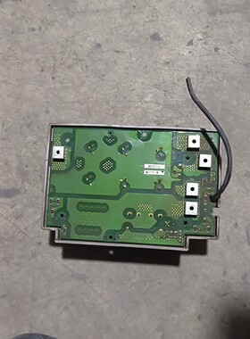 安川变频器GA700电容板ETX730981议价 维修