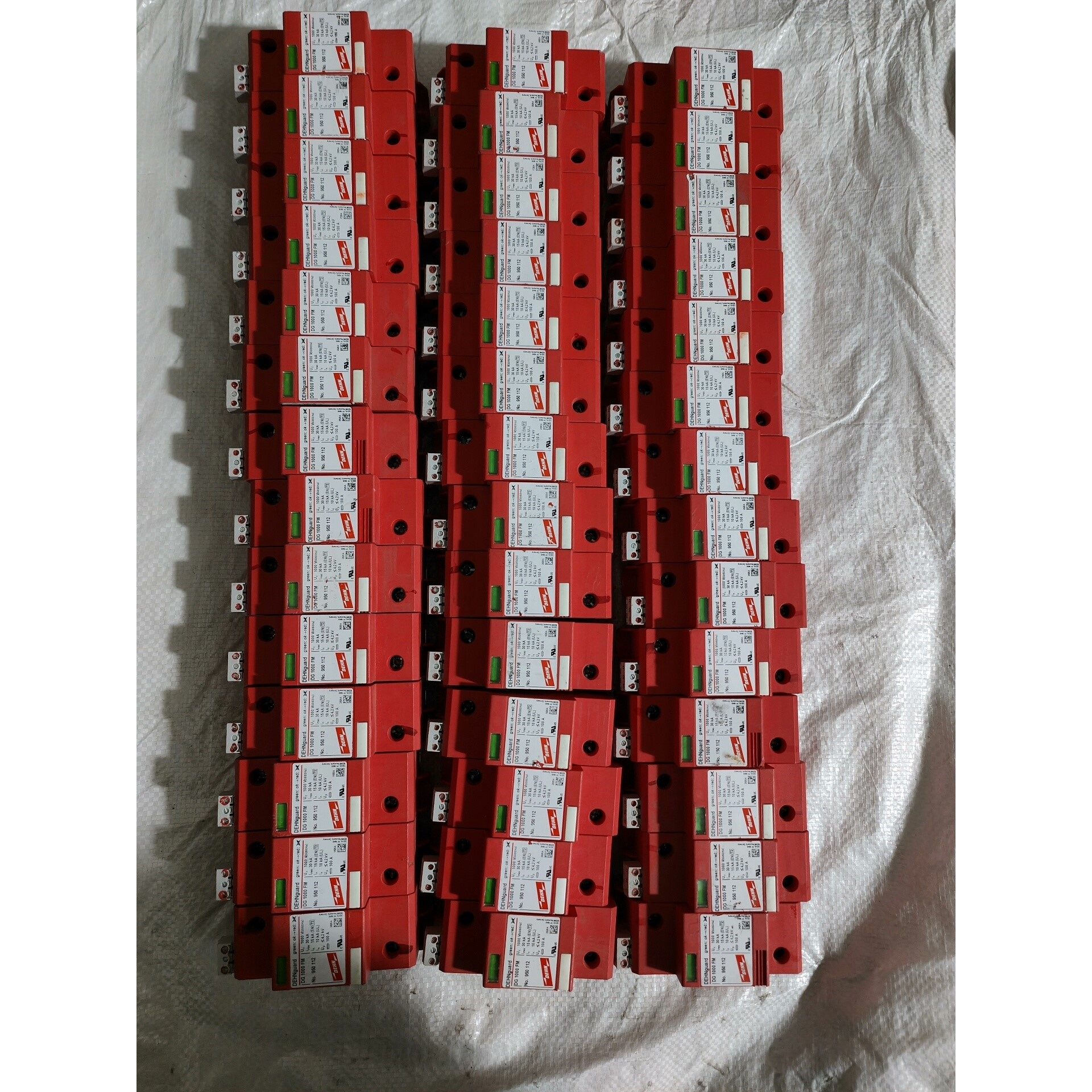 德国DEHN盾牌 DG 1000 FM光伏防雷器 浪涌保护器议价 维修